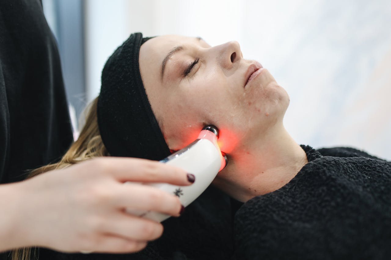 How Laser Skin Resurfacing at NuVida Aesthetics and Wellness Near American Fork Enhances Skin Health